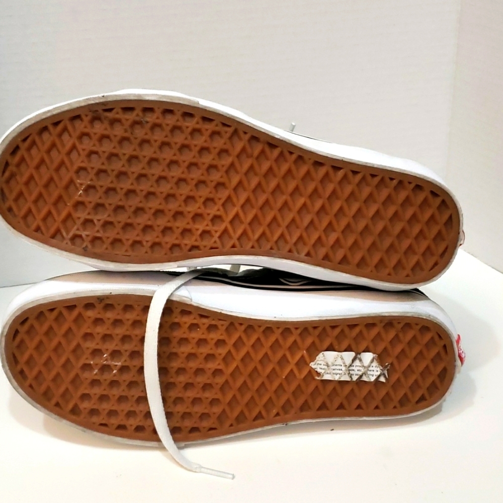 Vans - Picture 4 of 6